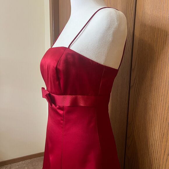 David's Bridal Dress Size 2 Cherry Red Bow Holiday Christmas Party Prom Formal - Picture 5 of 12